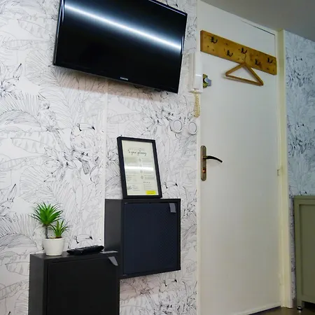 아파트 La Cosy Jacobine De Saint Bruno 3 *